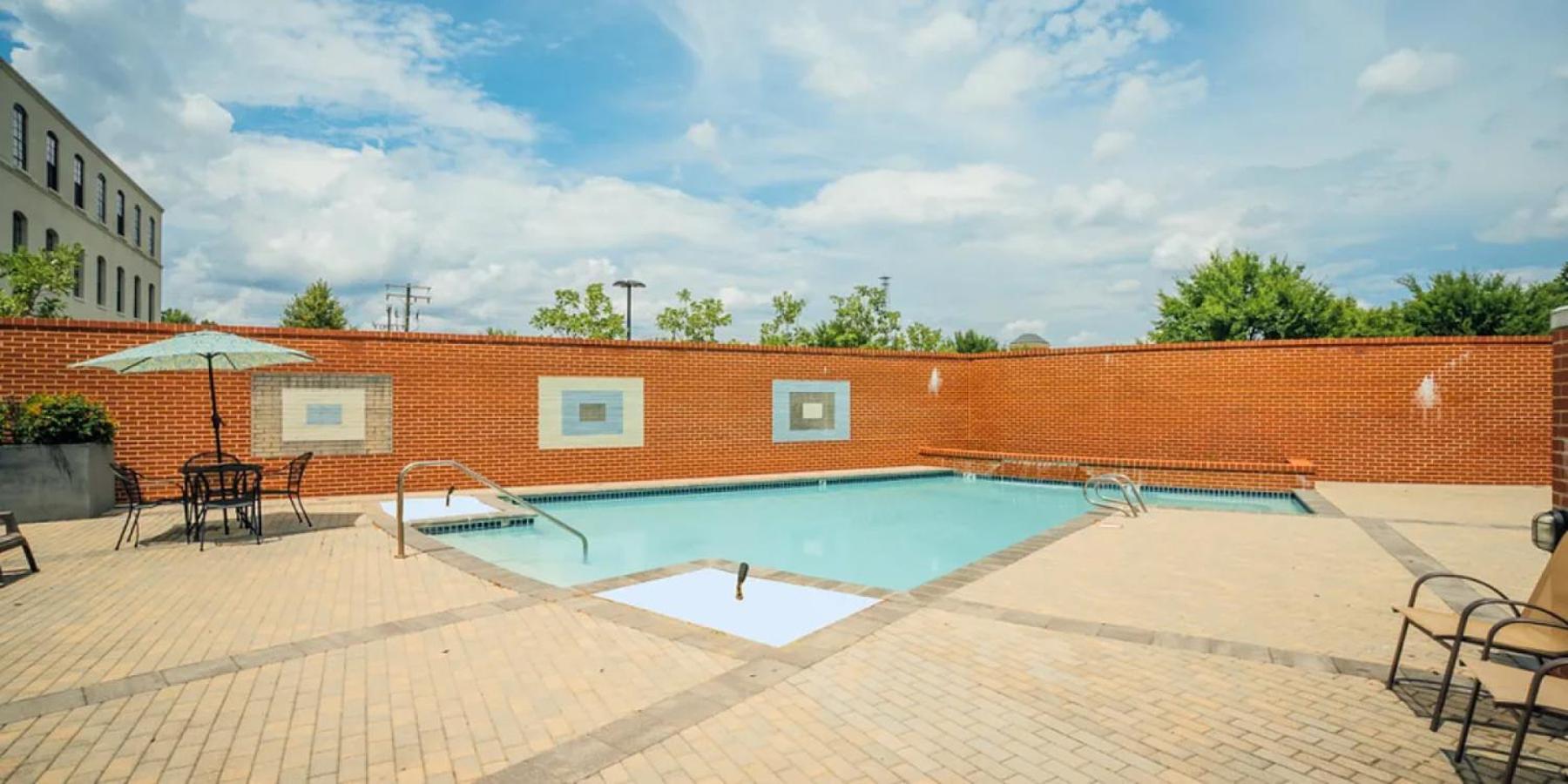 Landing At Perry Street Lofts - 2 Bedrooms In Petersburg Exterior photo